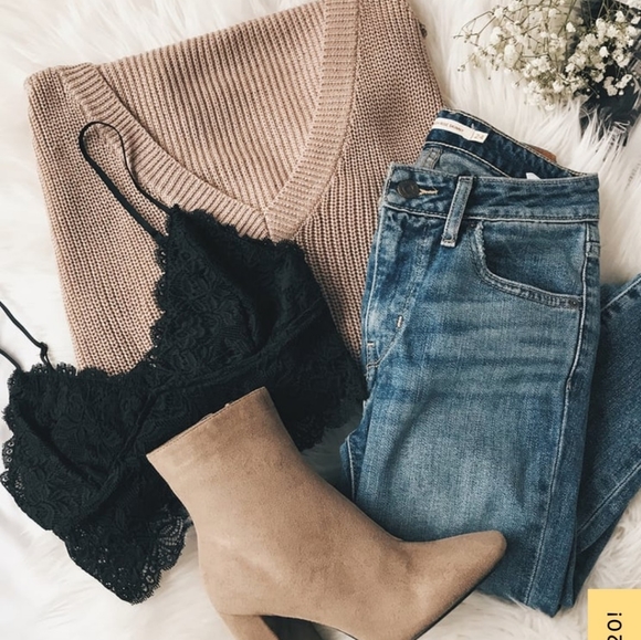 Lulus oversized light brown v neck backless sweater - Picture 4 of 5